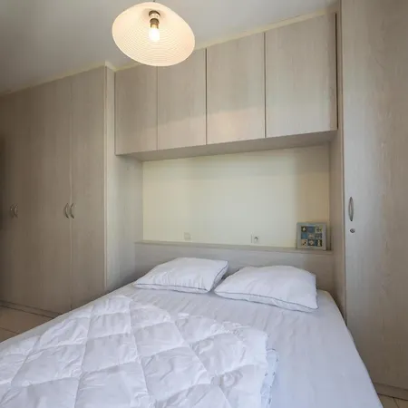 Apartment Libretto - 0602 + Box 9 *